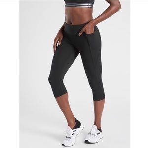 Athleta velocity crop leggings size Small